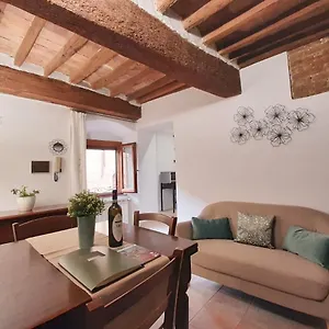 Vernaccia Apartment San Gimignano